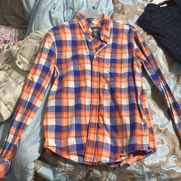 Men’s flannel - Picture 2 of 3